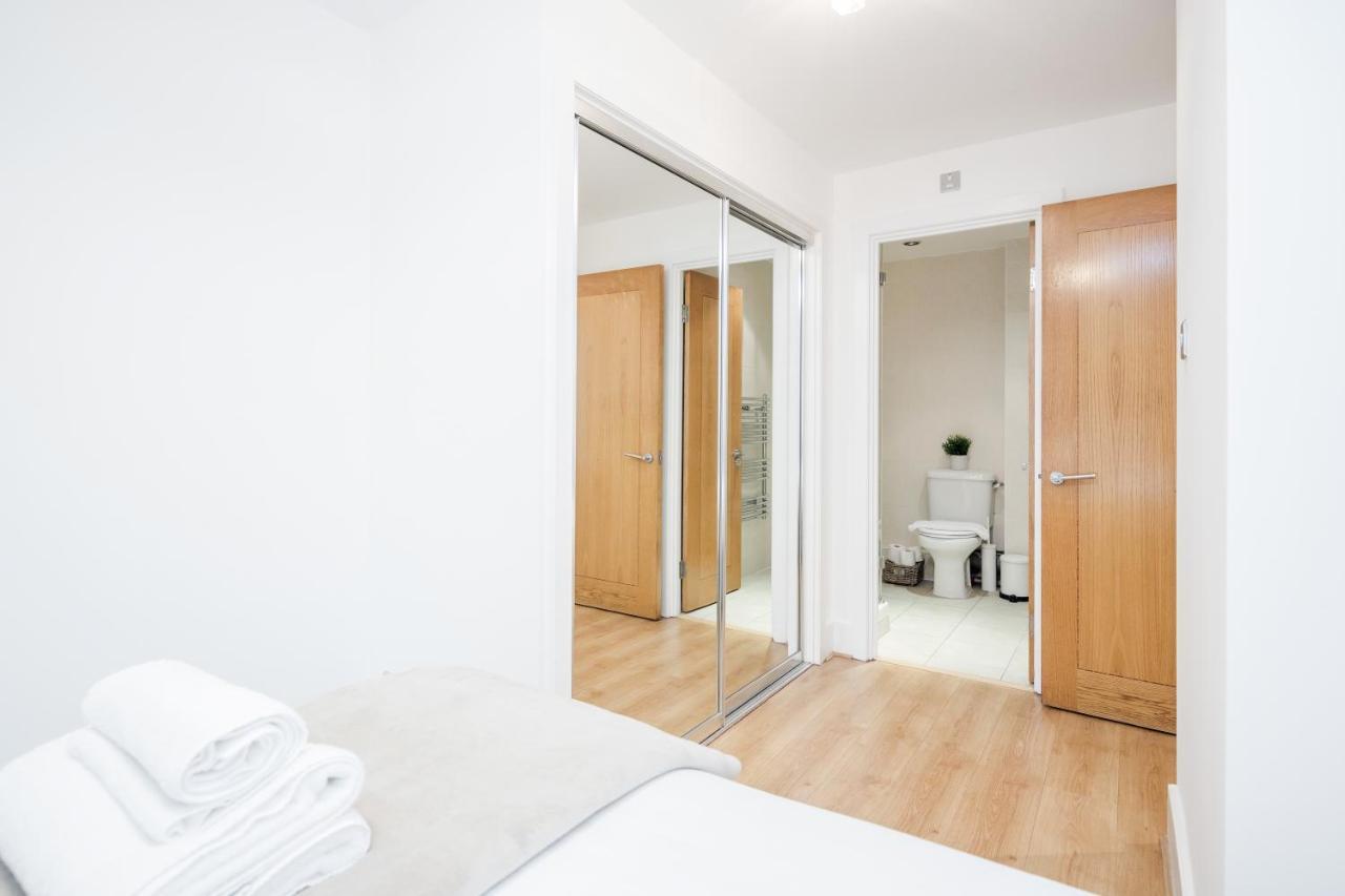 Welcomestay Vauxhall St Georges Wharf 2 Bedroom Appartement *